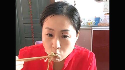 娱乐吃瓜酱 网友吃瓜